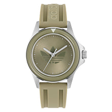 Laden Sie das Bild in den Galerie-Viewer, Adidas Unisex Uhr EXPRESSION ONE Silikon beige AOFH24509