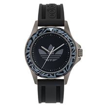 Laden Sie das Bild in den Galerie-Viewer, Adidas Unisex Uhr EXPRESSION ONE Silikon schwarz AOFH24511