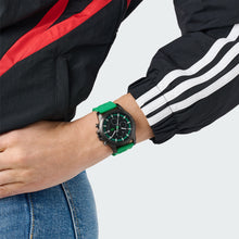 Laden Sie das Bild in den Galerie-Viewer, Adidas Unisex Uhr EXPRESSION TWO CHRONO Silikon grün AOFH24522