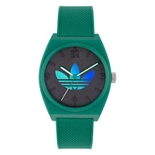 Laden Sie das Bild in den Galerie-Viewer, Adidas Unisex Uhr PROJECT TWO GRFX Kunststoff grün AOST24552