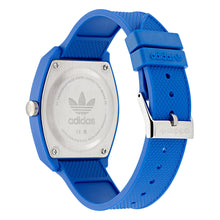 Laden Sie das Bild in den Galerie-Viewer, Adidas Unisex Uhr PROJECT TWO GRFX Kunststoff blau AOST24553