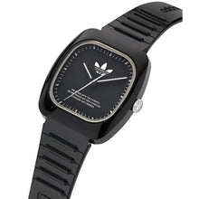 Laden Sie das Bild in den Galerie-Viewer, Adidas Unisex Uhr RETRO WAVE TWO Silikon schwarz AOSY24531